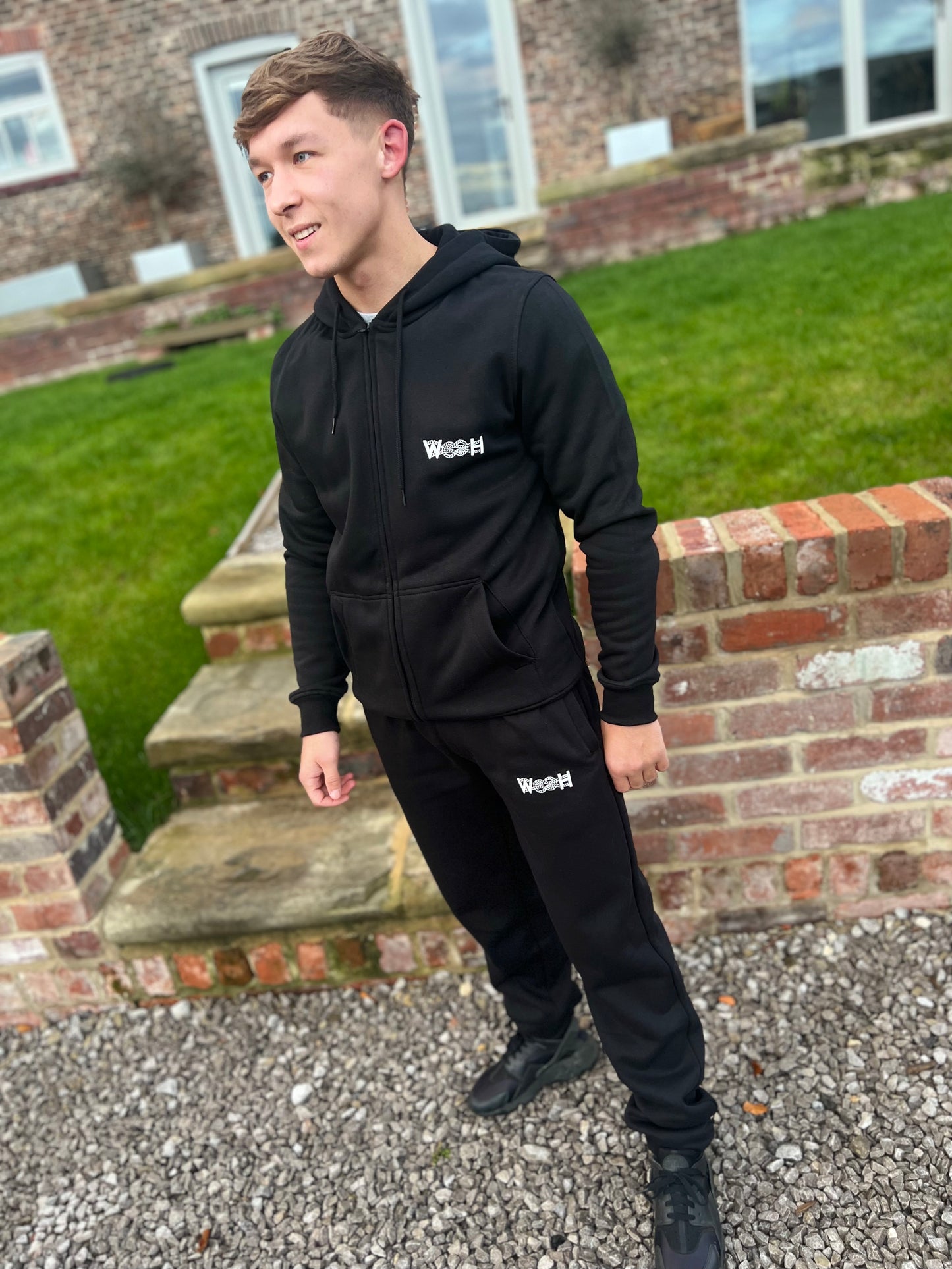 Men's heavy jogger and zip up hooded tracksuit