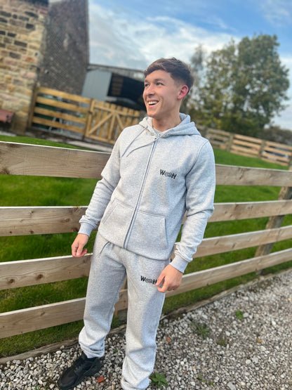 Men's heavy jogger and zip up hooded tracksuit