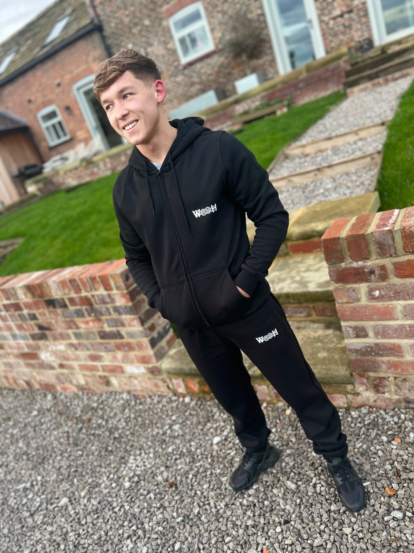 Men's heavy jogger and zip up hooded tracksuit